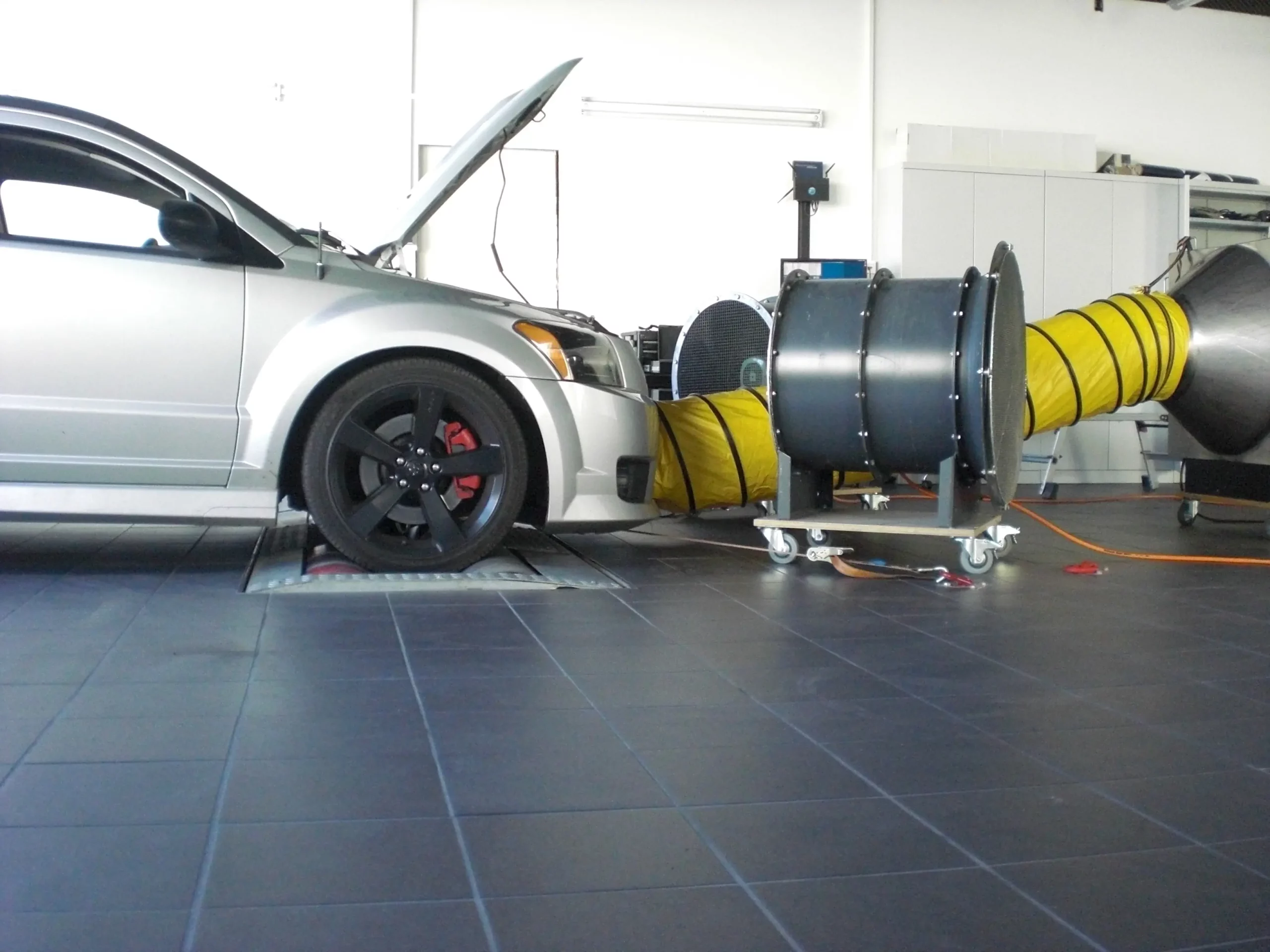 Du betrachtest gerade Leistungssteigerung Dodge Caliber SRT4